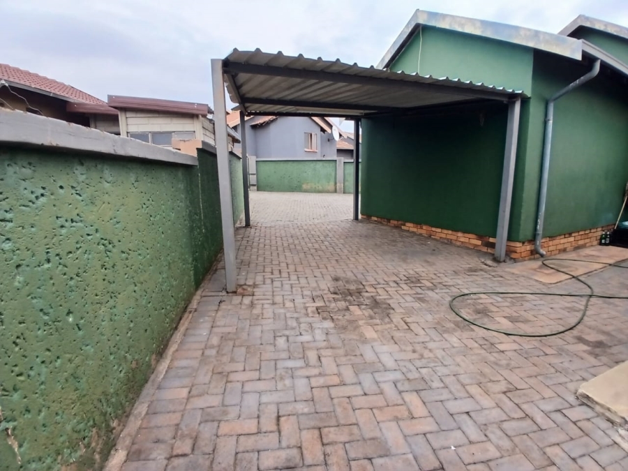 3 Bedroom Property for Sale in Tlhabane West North West